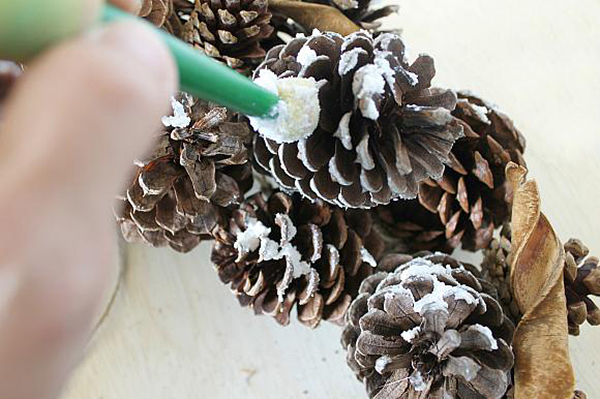 Sơn giả tuyết DecoArt Snow-Tex