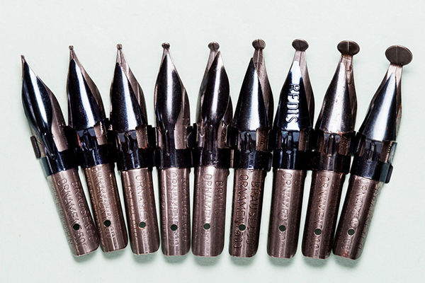 Ngòi Brause Ornament