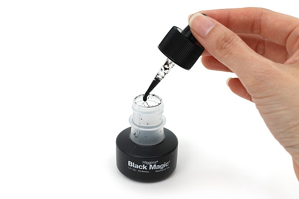Mực Higgins Black Magic Waterproof