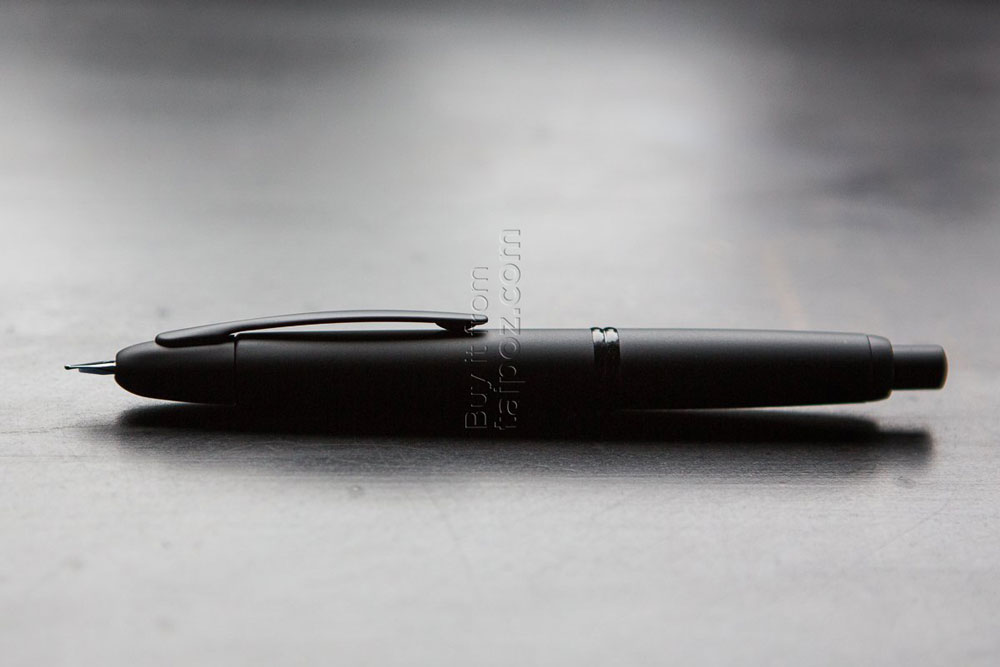 Bút máy Pilot Capless Matte Black