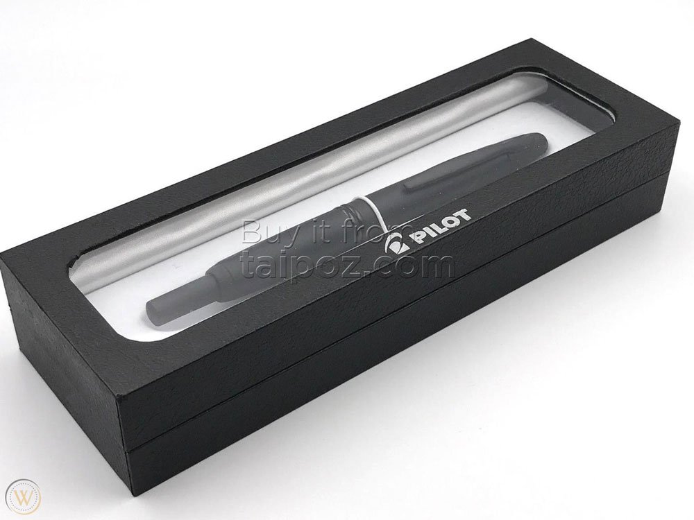 Bút máy Pilot Capless Matte Black