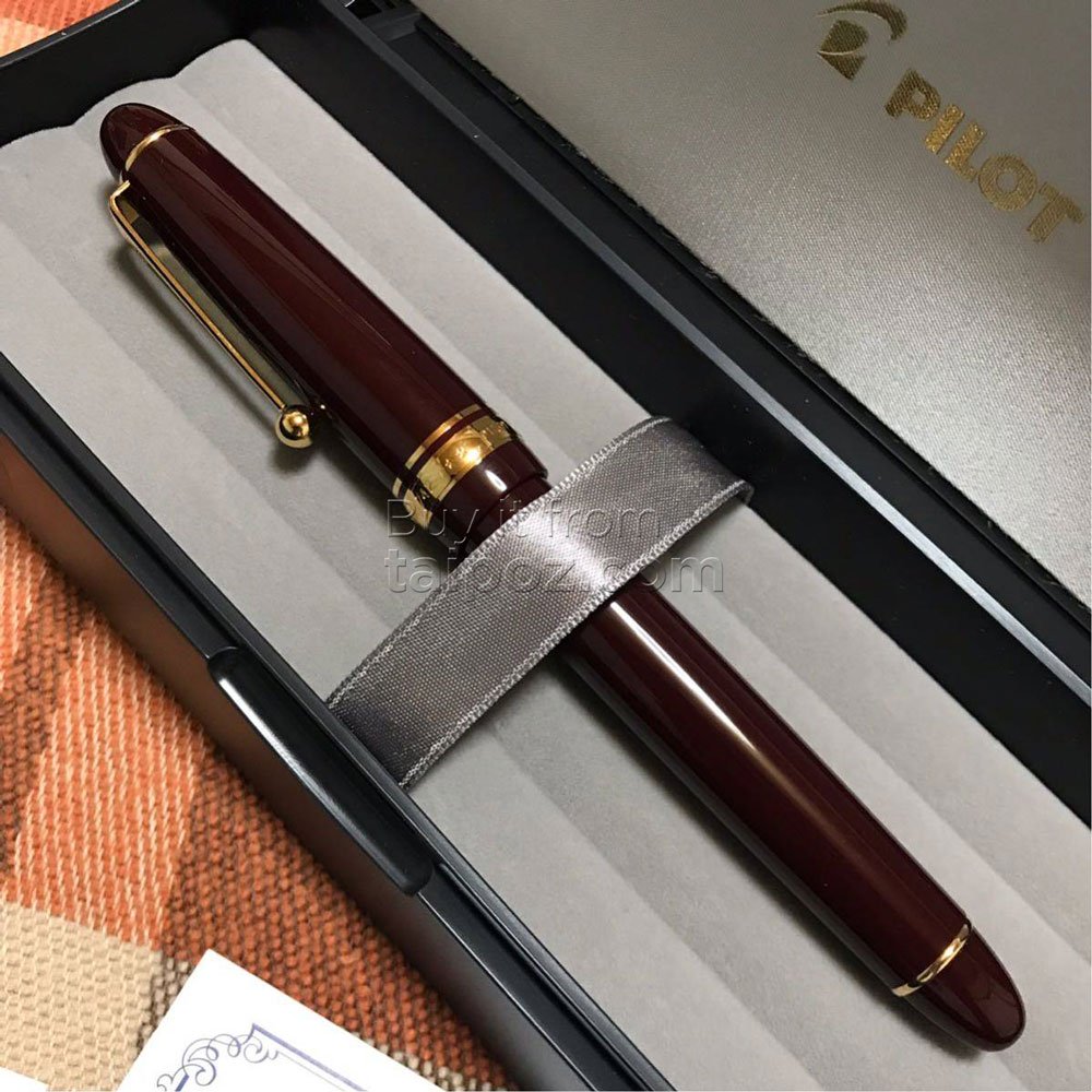 Bút máy Pilot Custom 742