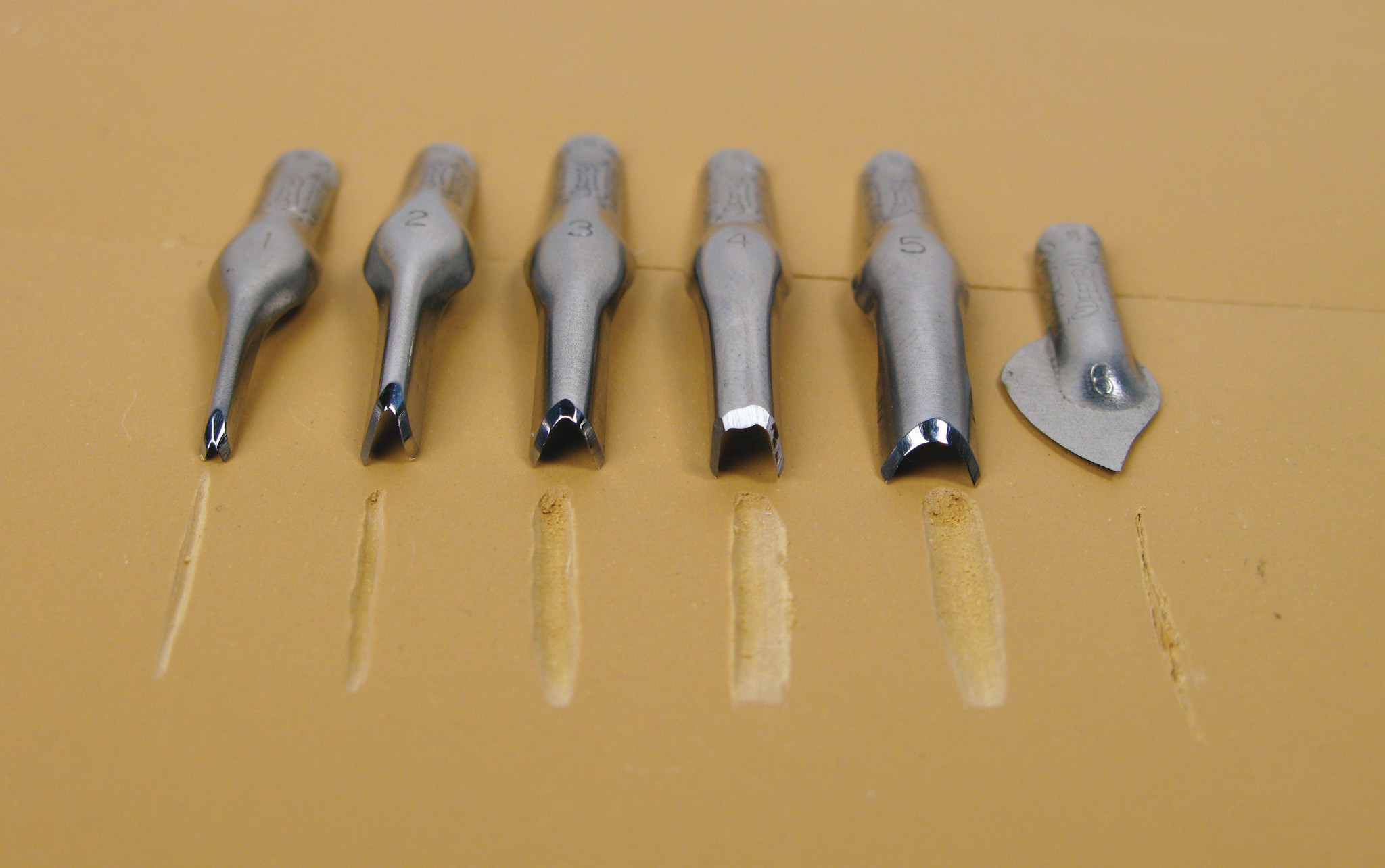 Lưỡi dao khắc Speedball Linoleum Cutter