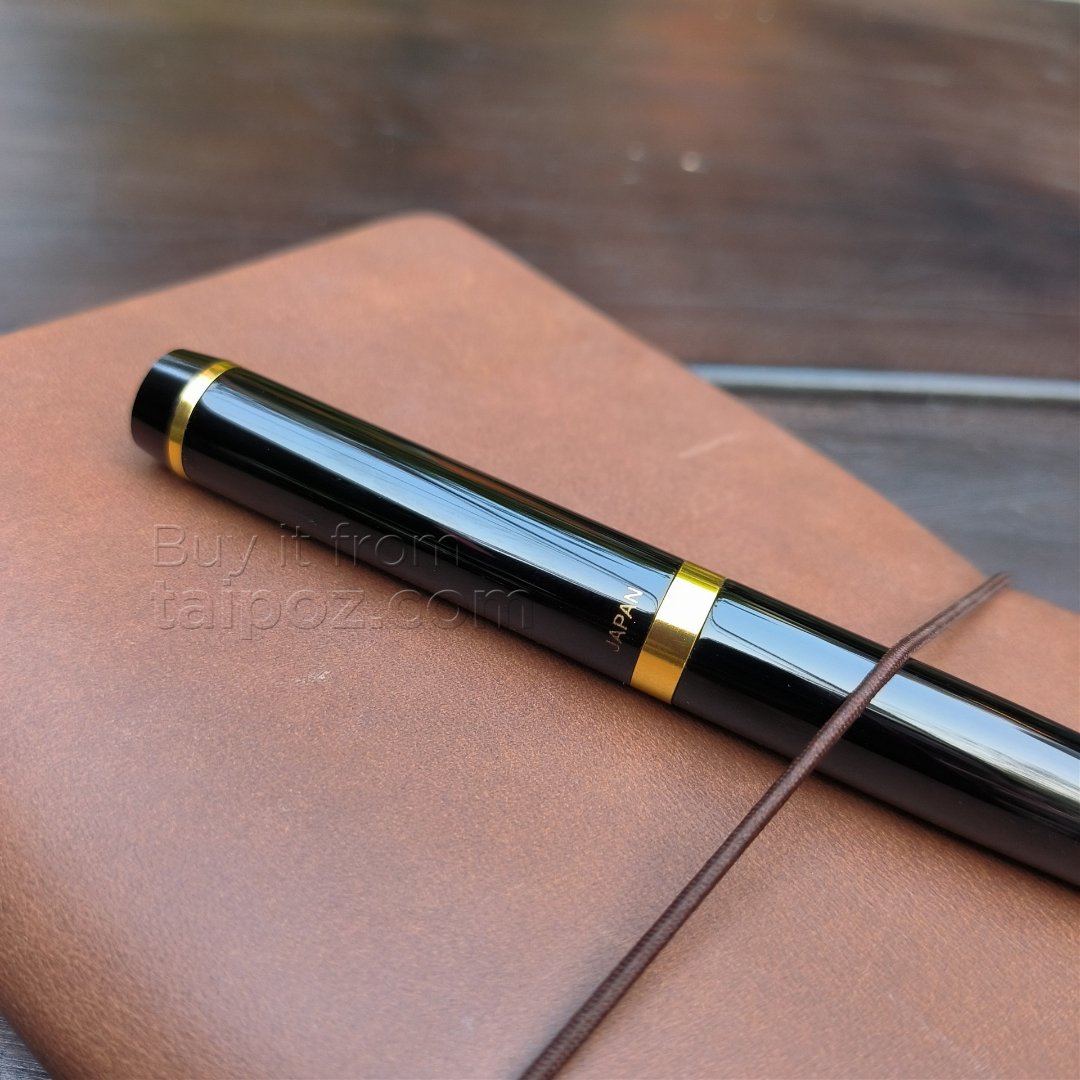 Bút bi ngòi gốm Ohto Pround CB-10PDN Ceramic Roller Pen