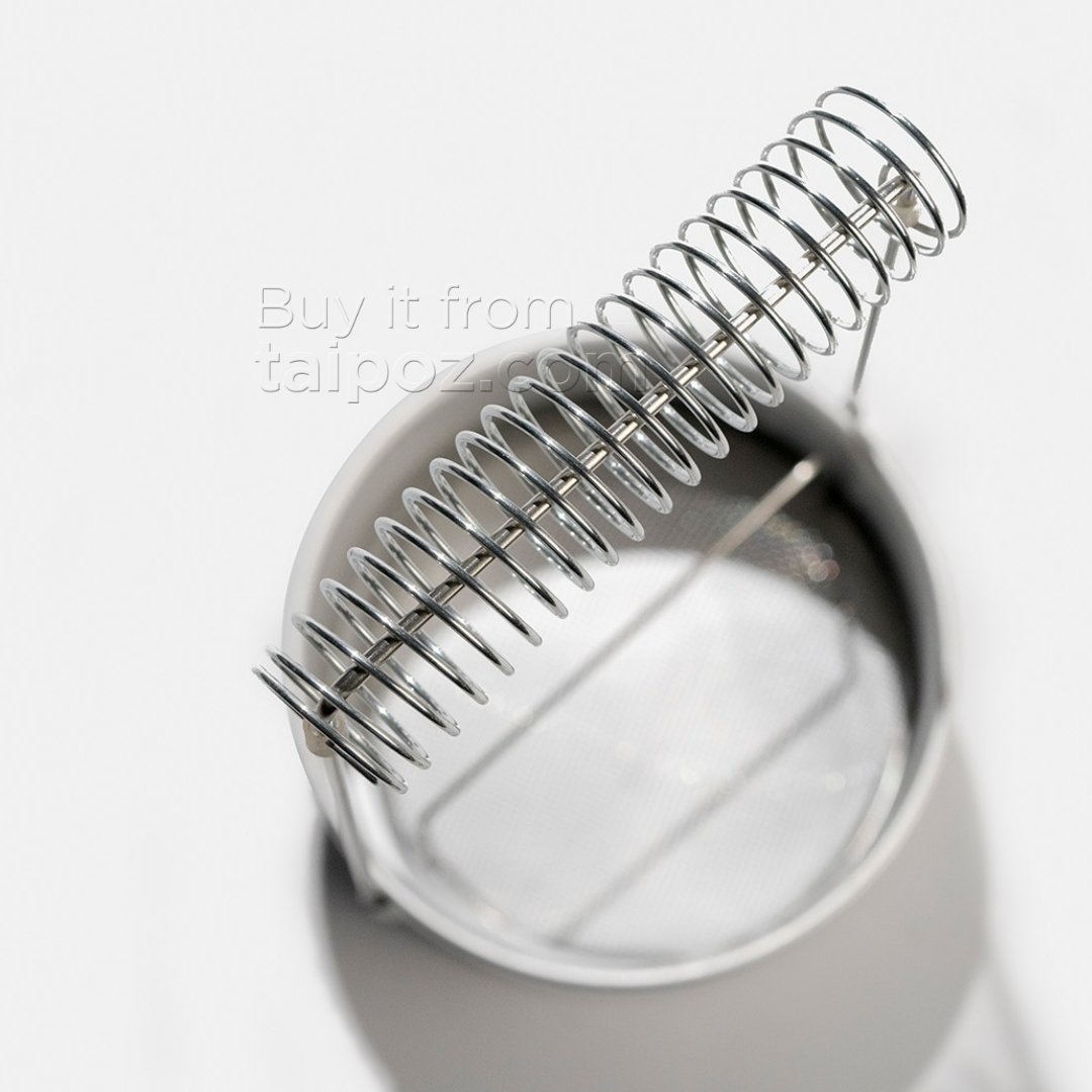 Xô inox đựng dung môi rửa cọ vẽ sơn dầu, kèm giá treo