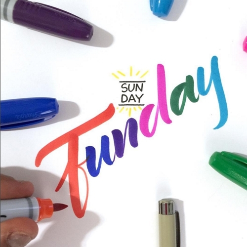 Bút vẽ trên nhiều chất liệu Sharpie, nét Brush