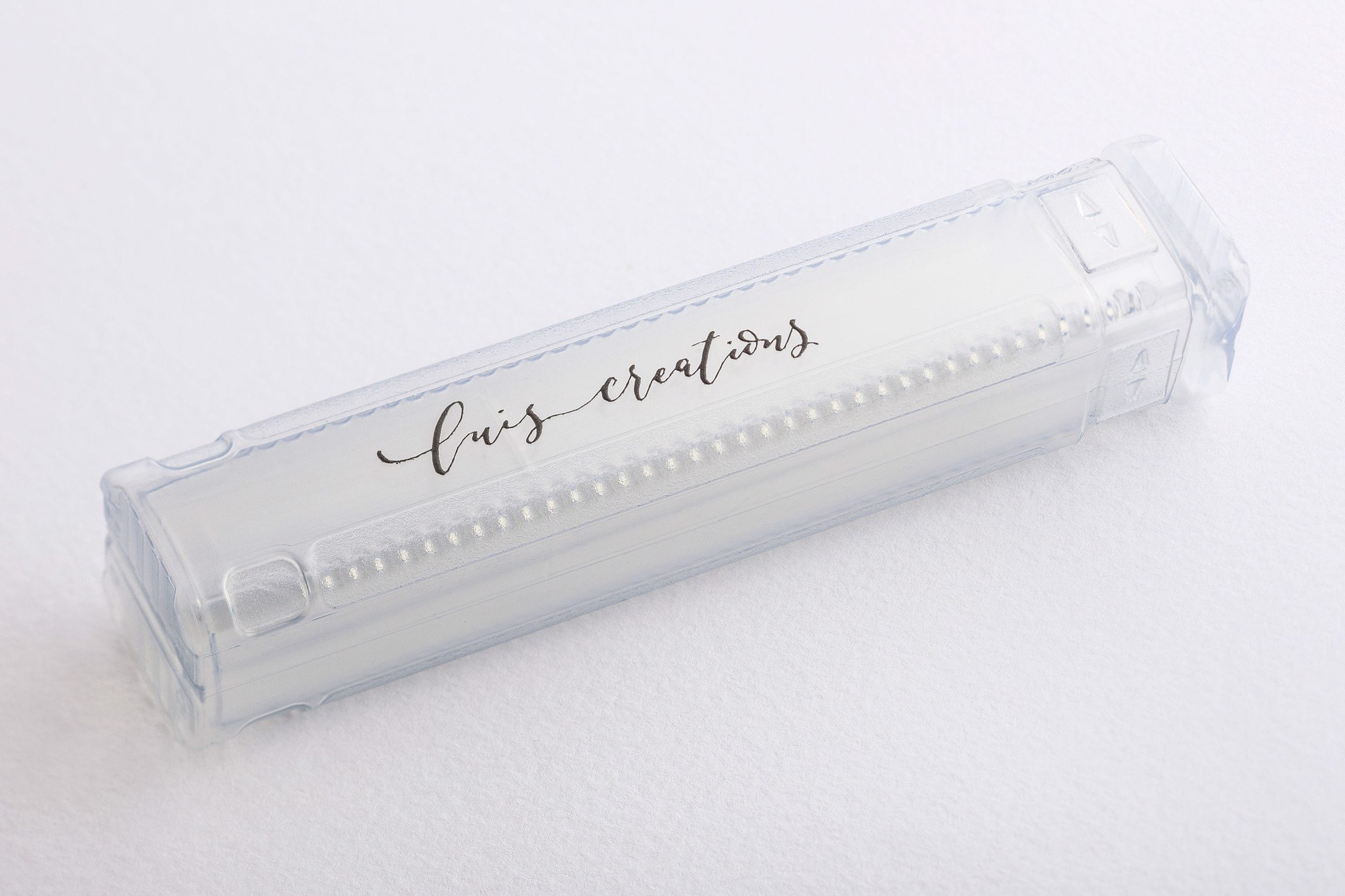 Hộp nhựa đựng bút & cọ điều chỉnh được độ dài Luis Creations