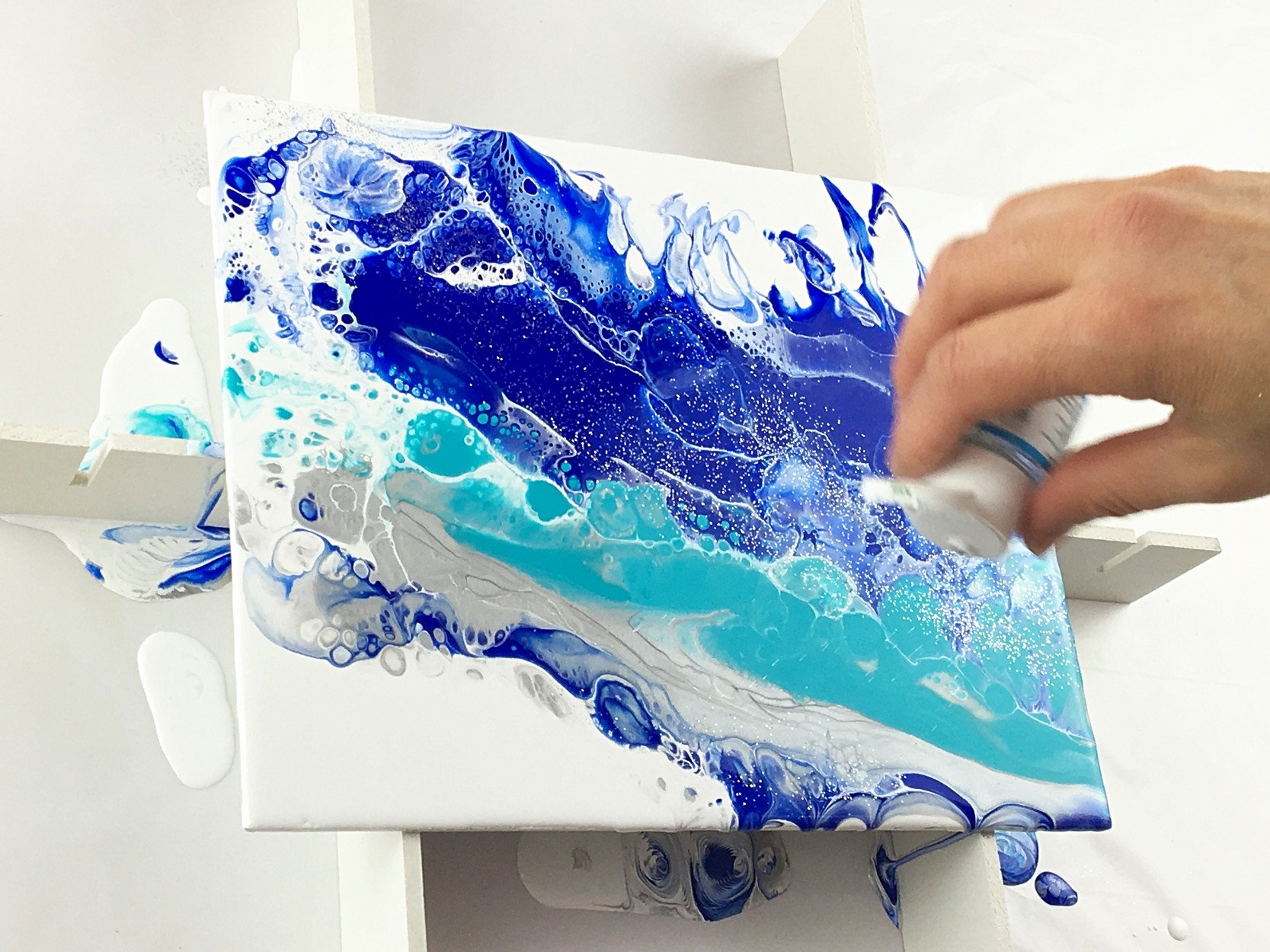 Màu acrylic pouring pha sẵn Pebeo Experiences