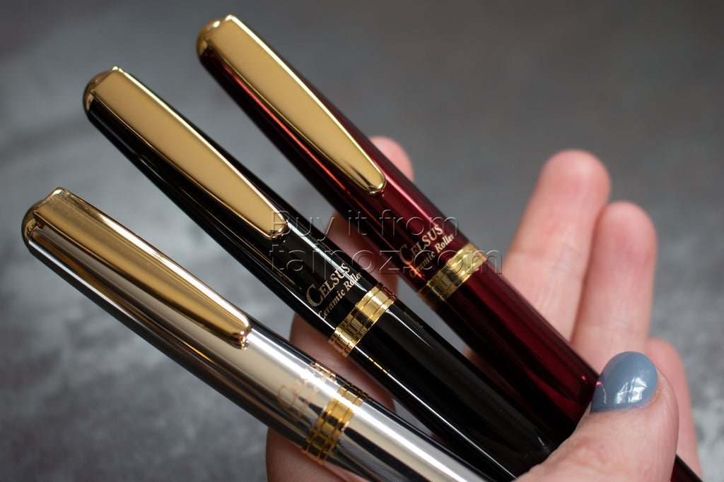 Bút bi ngòi gốm Ohto Celsius Ceramic Roller Pen